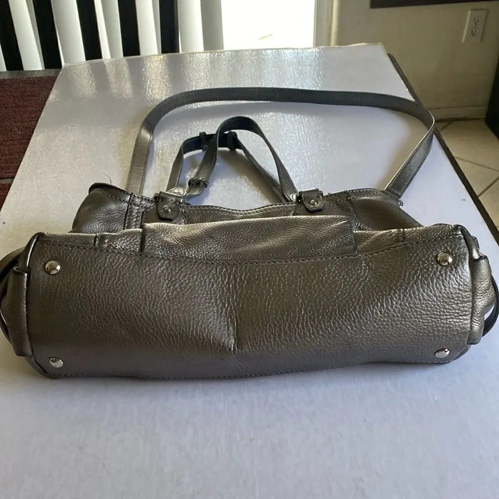 MICHAEL KORS Metallic Silver Gray Pebbled Leather Hobo Style Bag